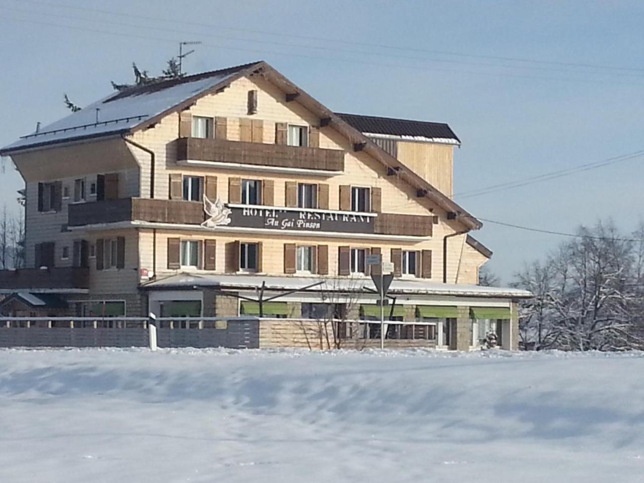 Hotel Restaurant Le Yeti Les Rousses Buitenkant foto