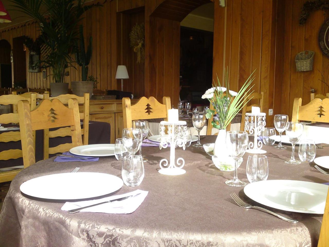 Hotel Restaurant Le Yeti Les Rousses Buitenkant foto
