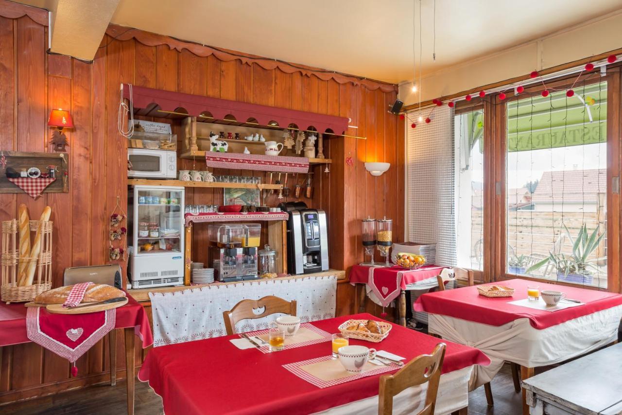 Hotel Restaurant Le Yeti Les Rousses Buitenkant foto